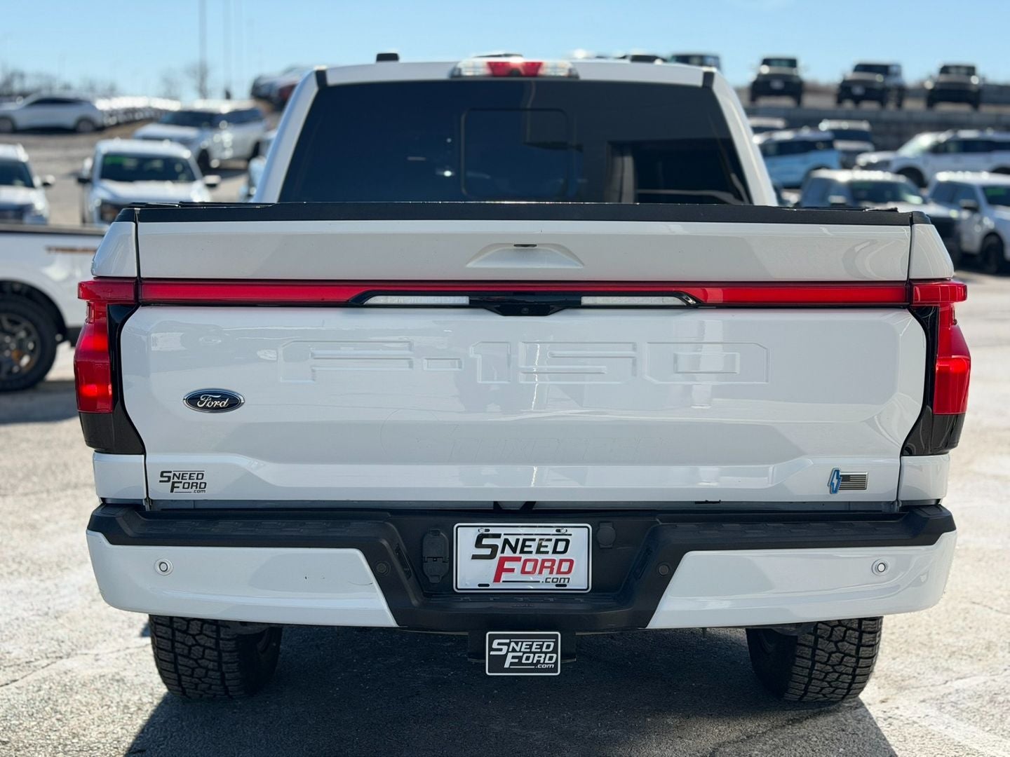 2022 Ford F-150 Lightning LARIAT