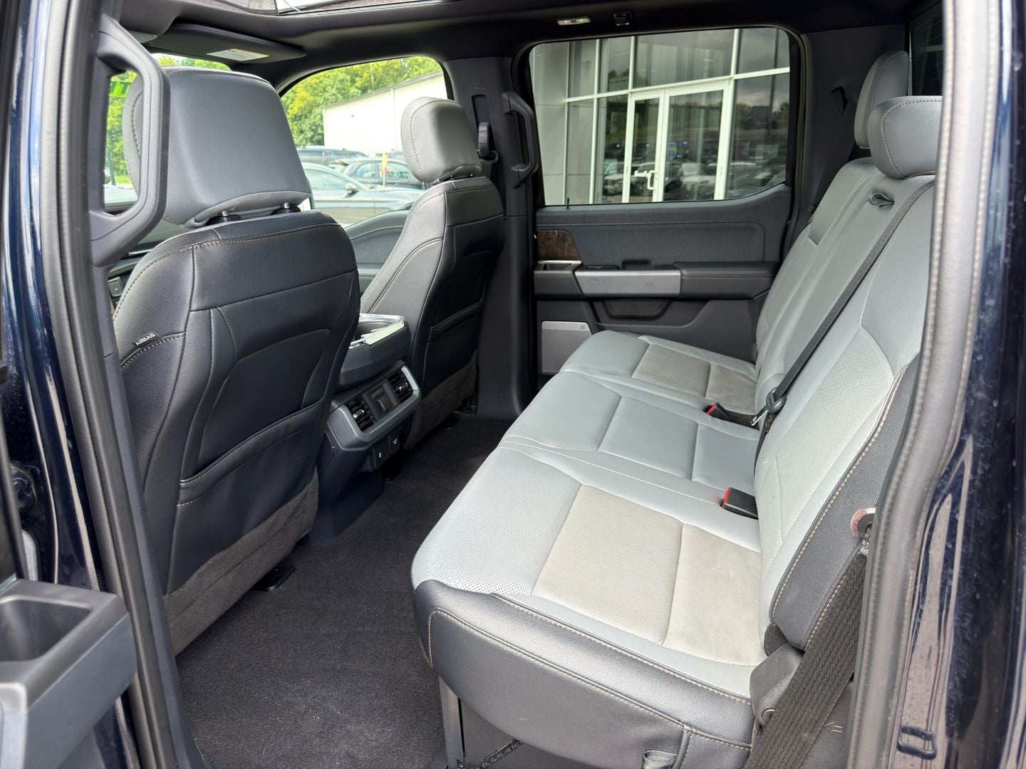 2022 Ford F-150 Lightning LARIAT