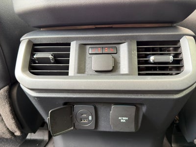 2022 Ford F-150 Lightning LARIAT