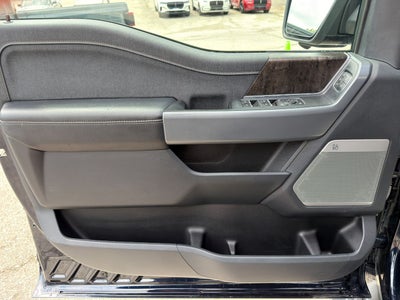 2022 Ford F-150 Lightning LARIAT