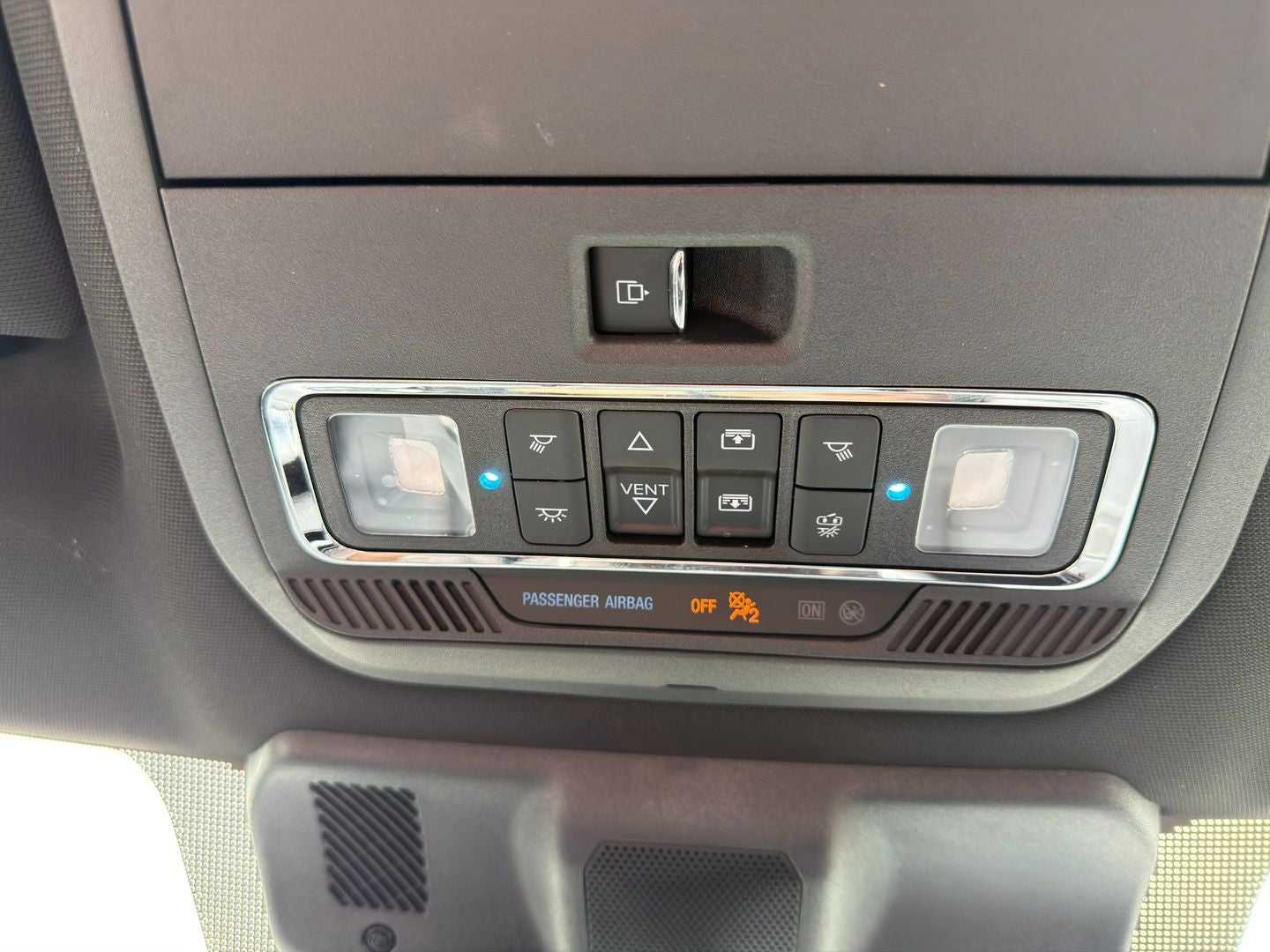 2022 Ford F-150 Lightning LARIAT