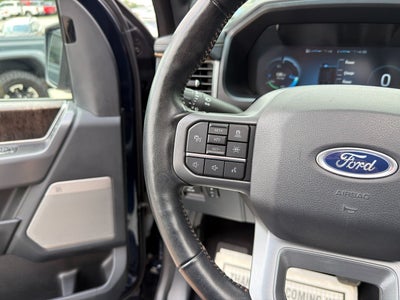 2022 Ford F-150 Lightning LARIAT
