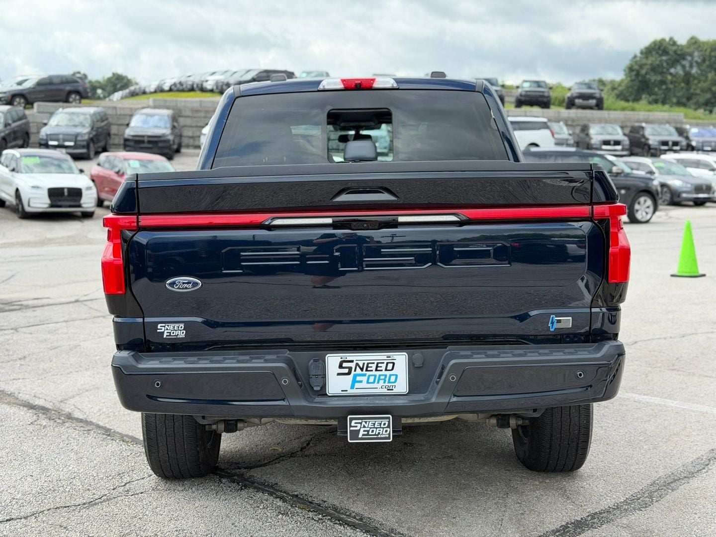 2022 Ford F-150 Lightning LARIAT