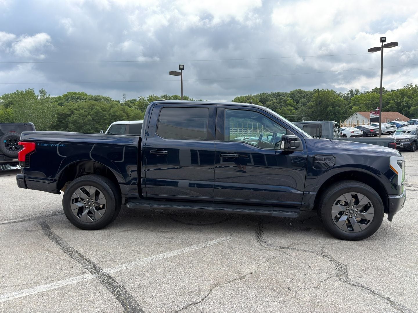 2022 Ford F-150 Lightning LARIAT