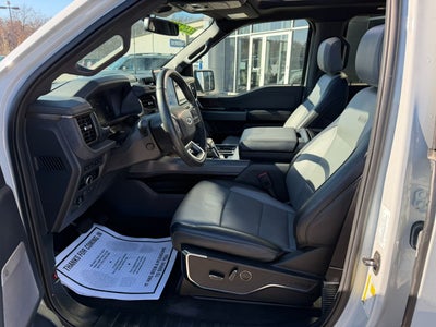 2023 Ford F-150 Lightning LARIAT