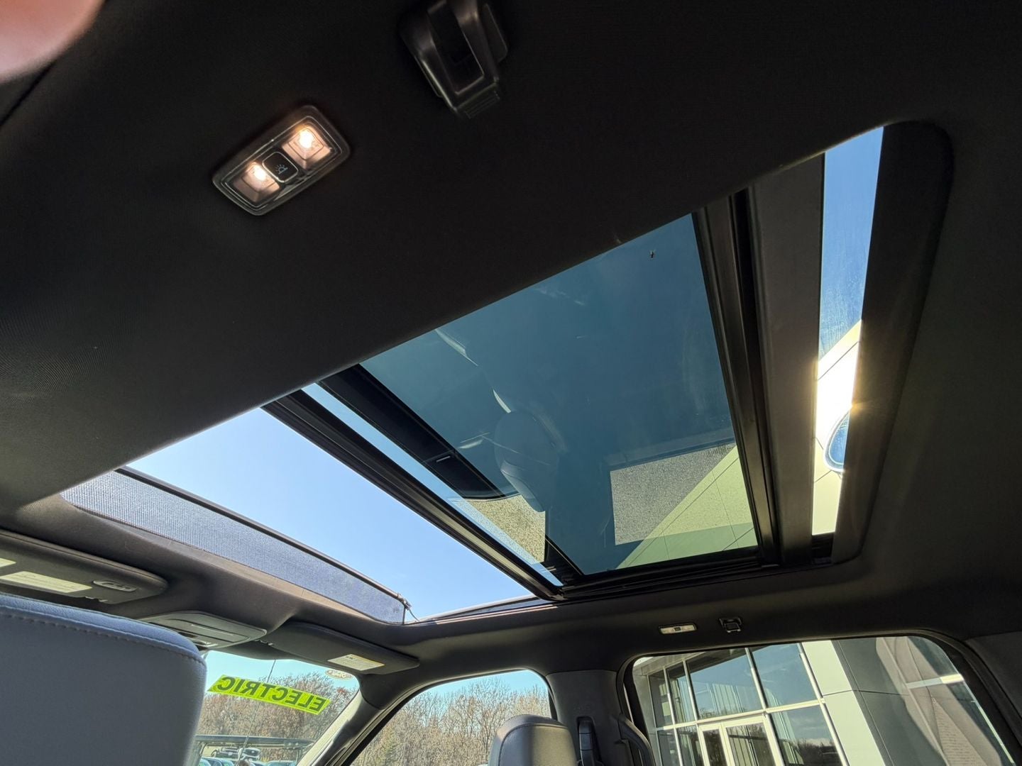 2023 Ford F-150 Lightning LARIAT