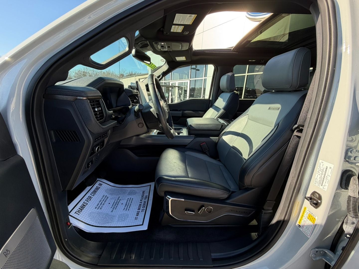 2023 Ford F-150 Lightning LARIAT