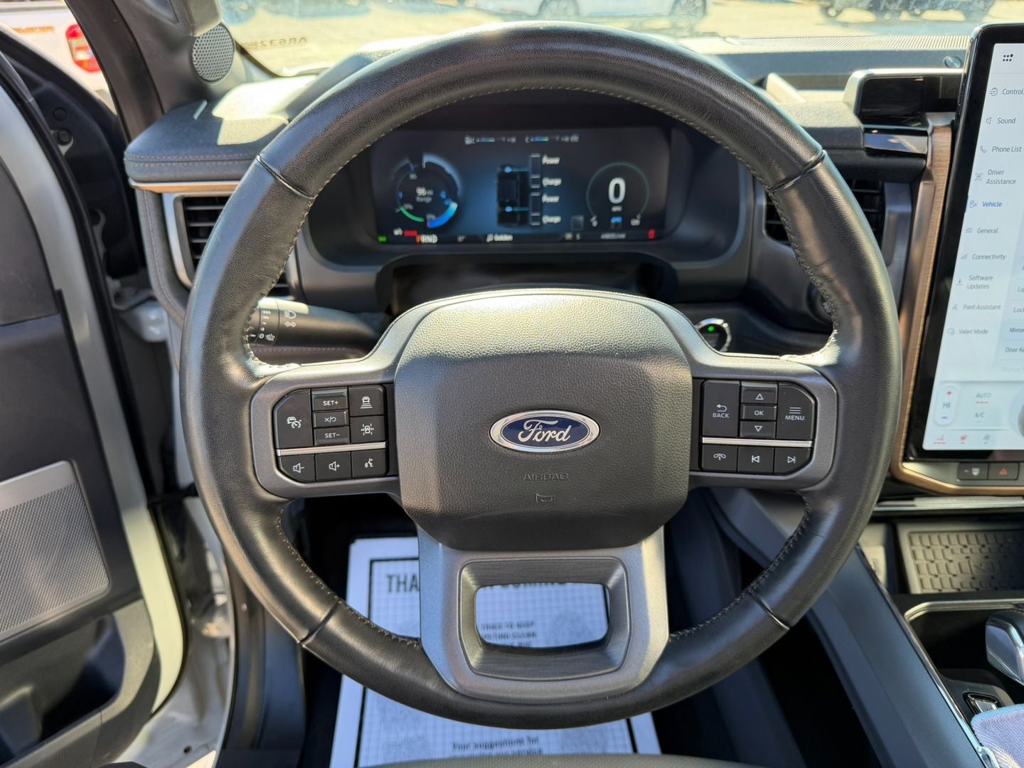 2023 Ford F-150 Lightning LARIAT