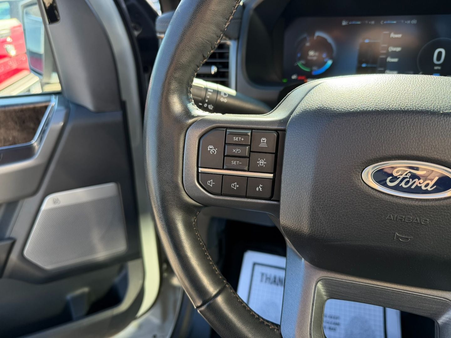 2023 Ford F-150 Lightning LARIAT