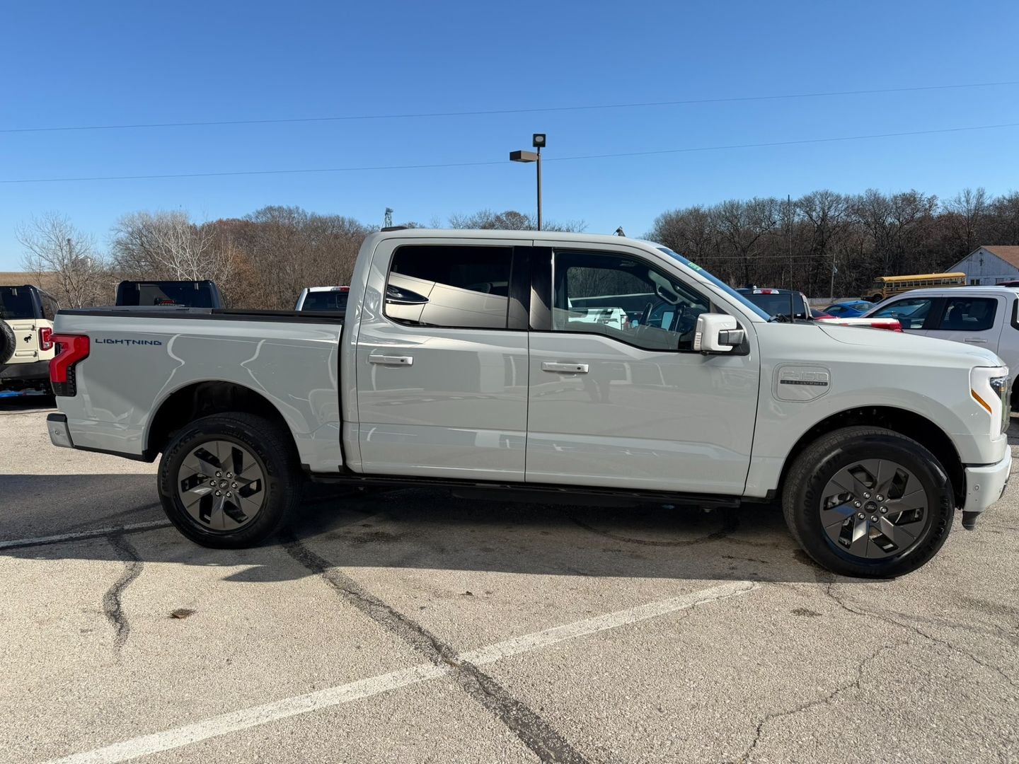 2023 Ford F-150 Lightning LARIAT