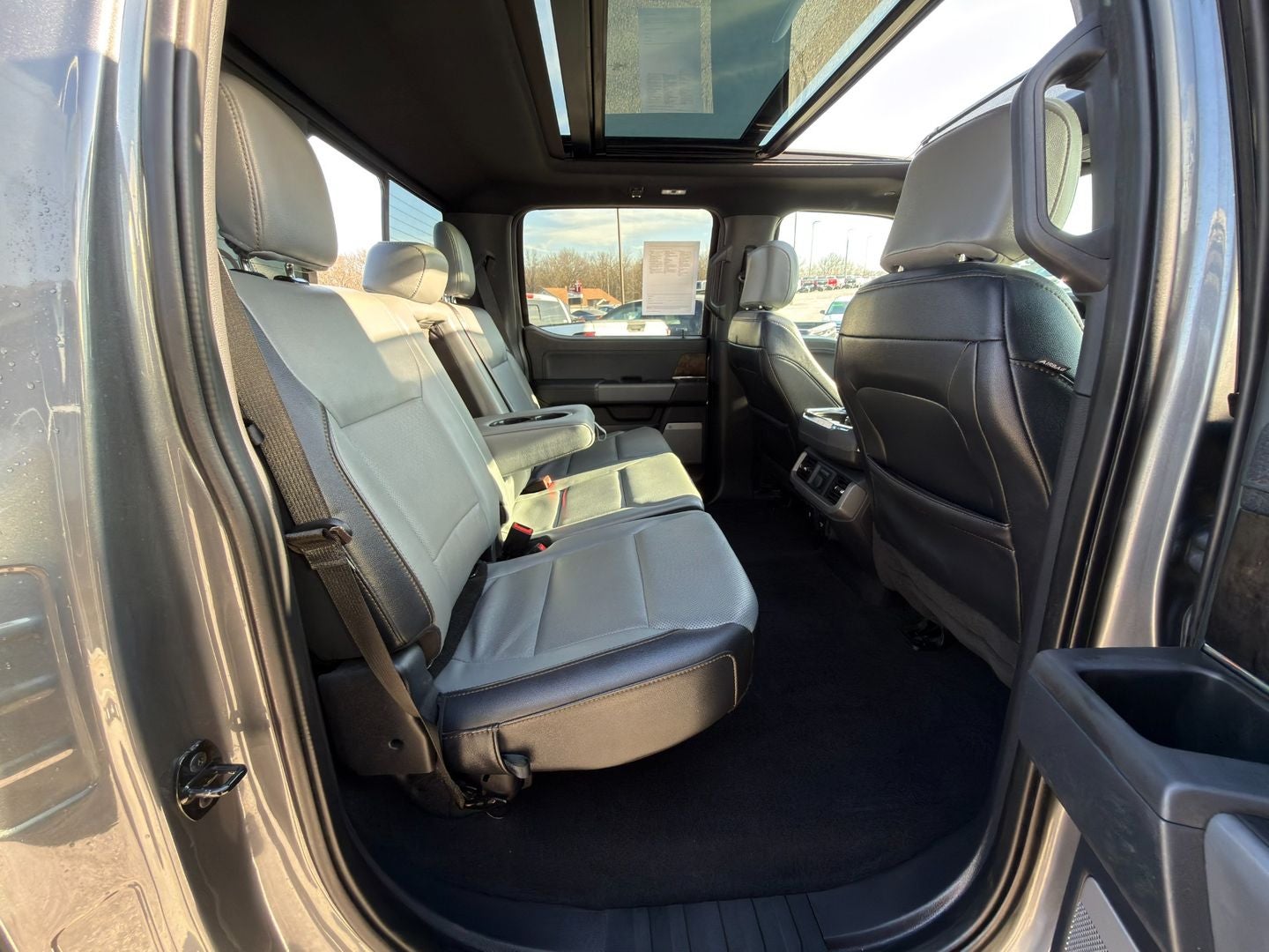 2023 Ford F-150 Lightning LARIAT