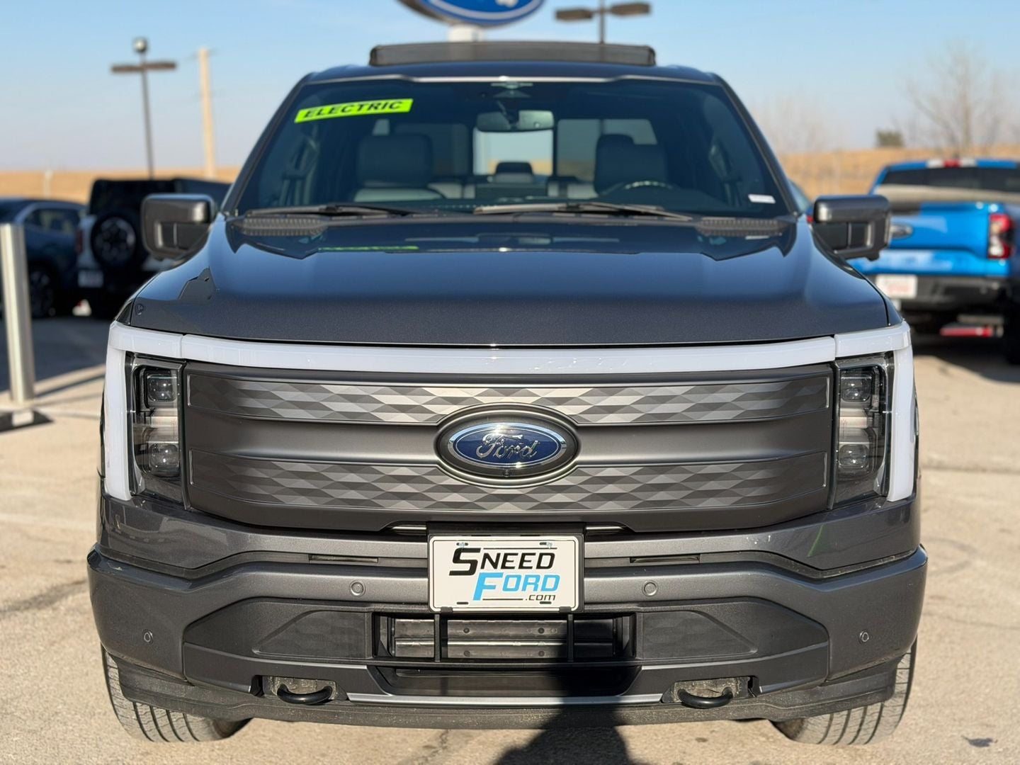 2023 Ford F-150 Lightning LARIAT