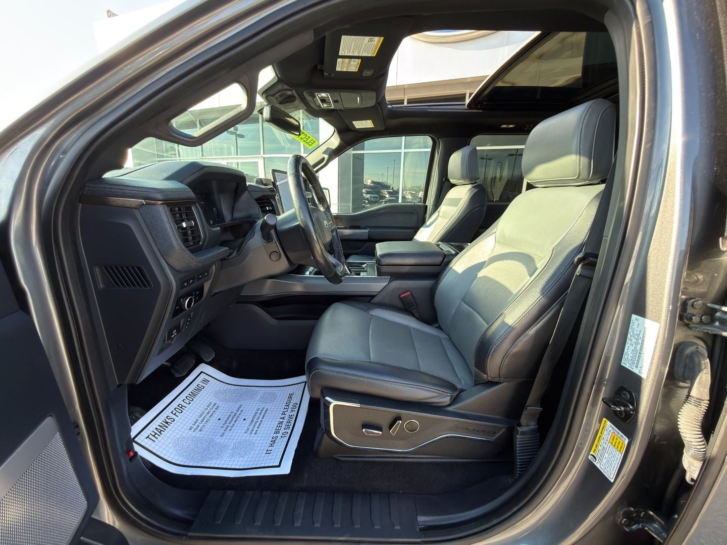 2023 Ford F-150 Lightning LARIAT