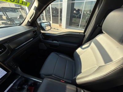 2023 Ford F-150 Lightning LARIAT