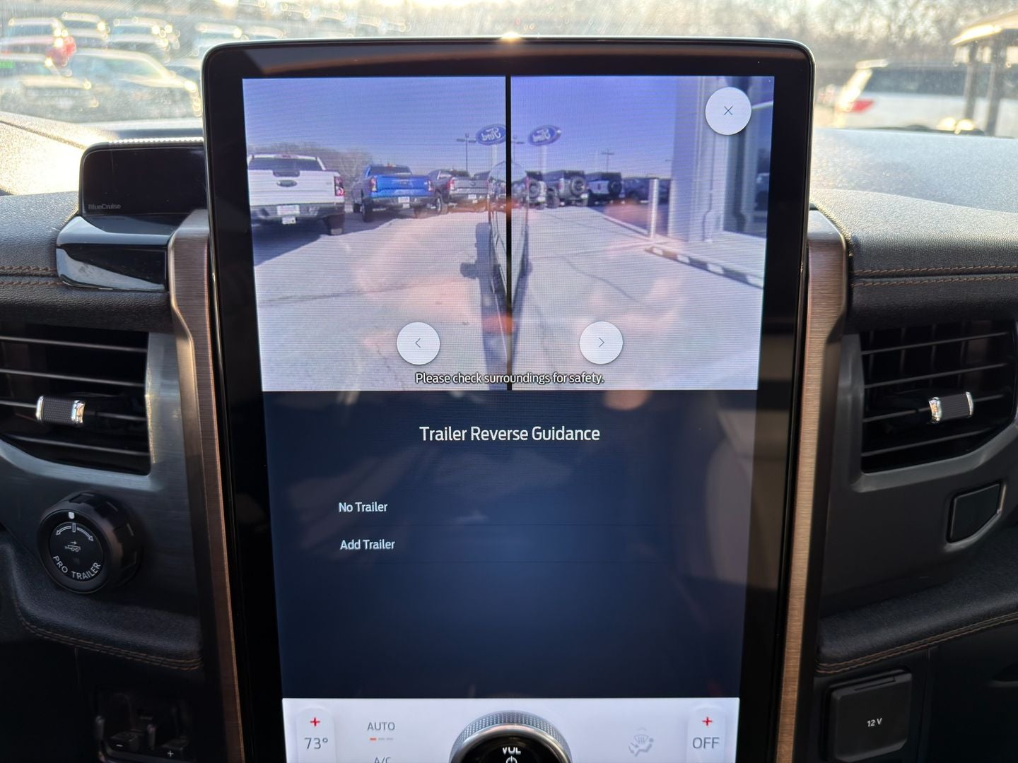 2023 Ford F-150 Lightning LARIAT