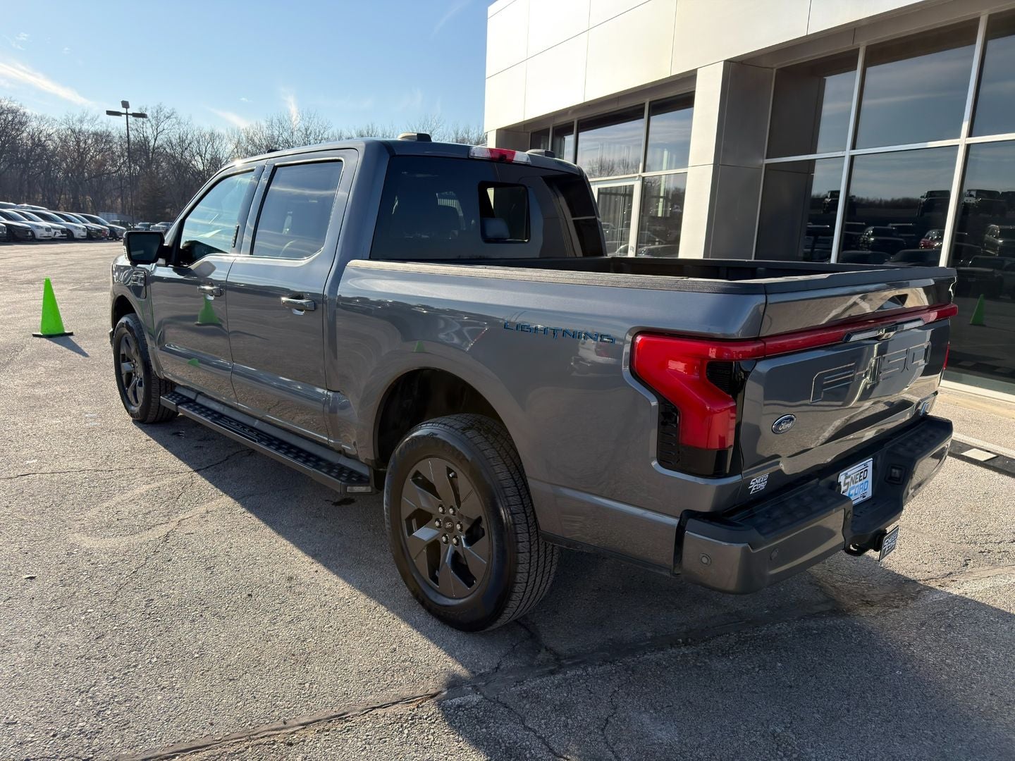 2023 Ford F-150 Lightning LARIAT