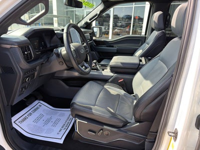 2022 Ford F-150 Lightning LARIAT