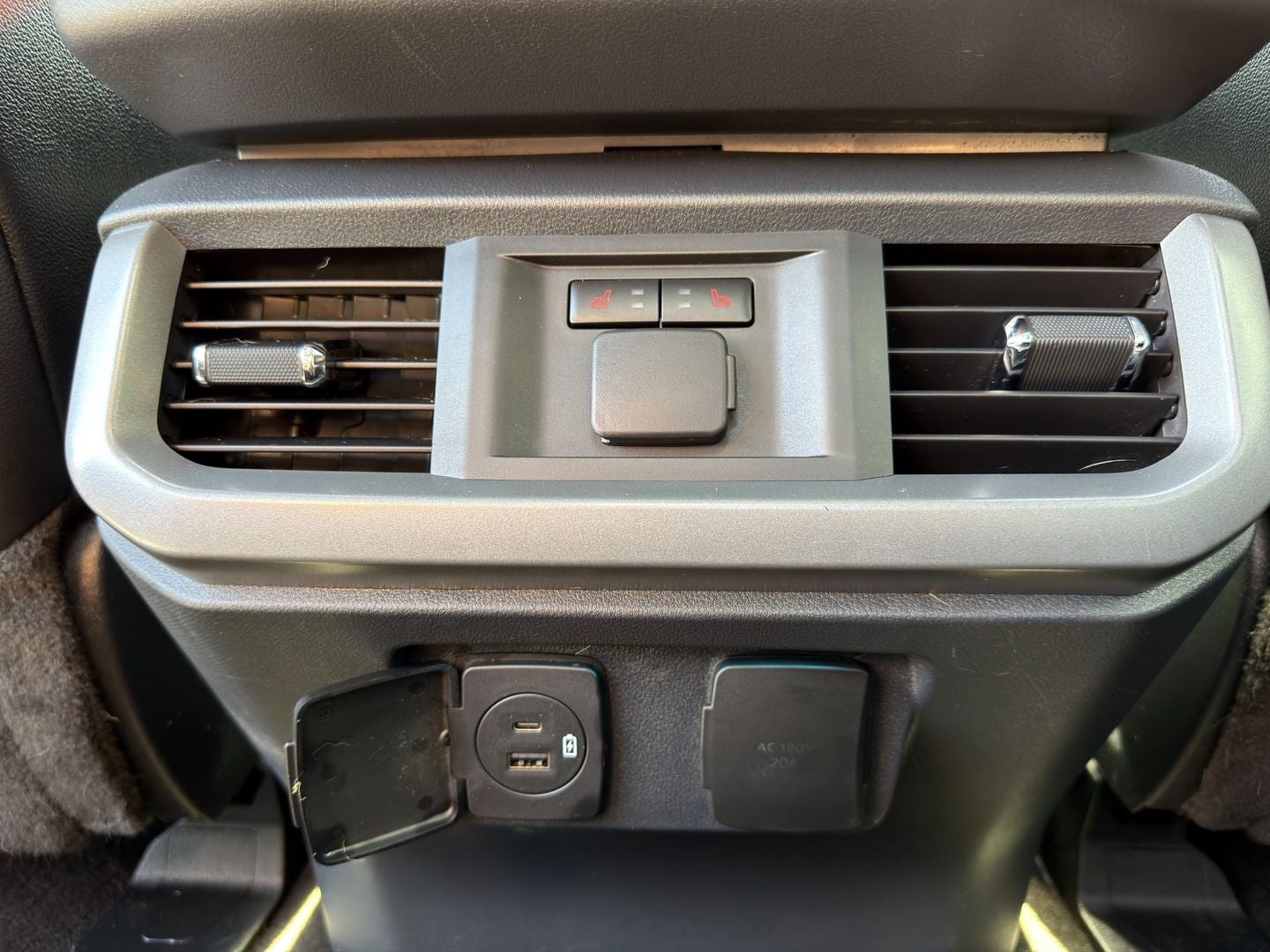 2022 Ford F-150 Lightning LARIAT