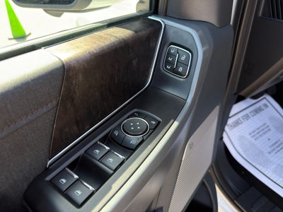 2022 Ford F-150 Lightning LARIAT
