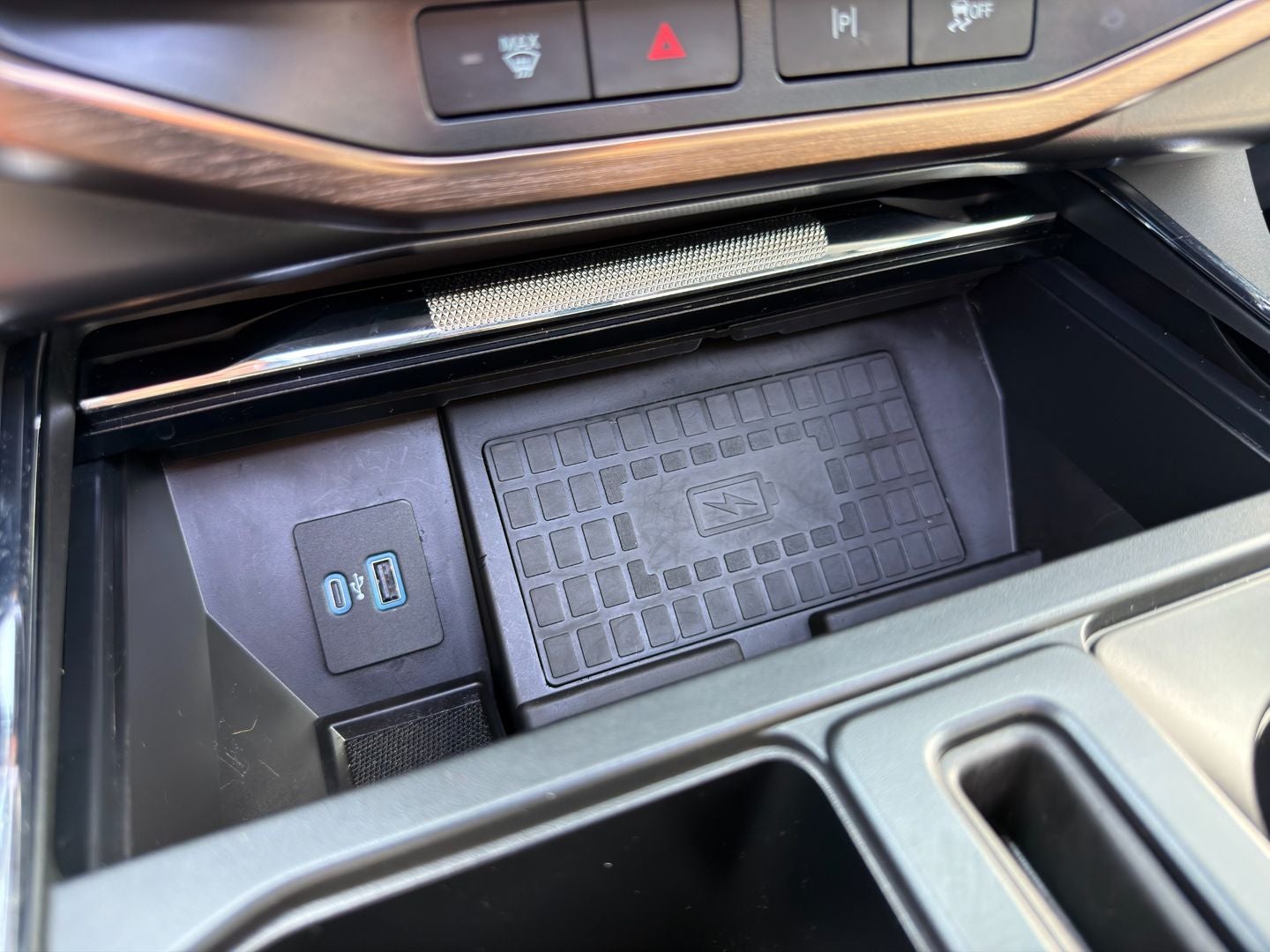 2022 Ford F-150 Lightning LARIAT