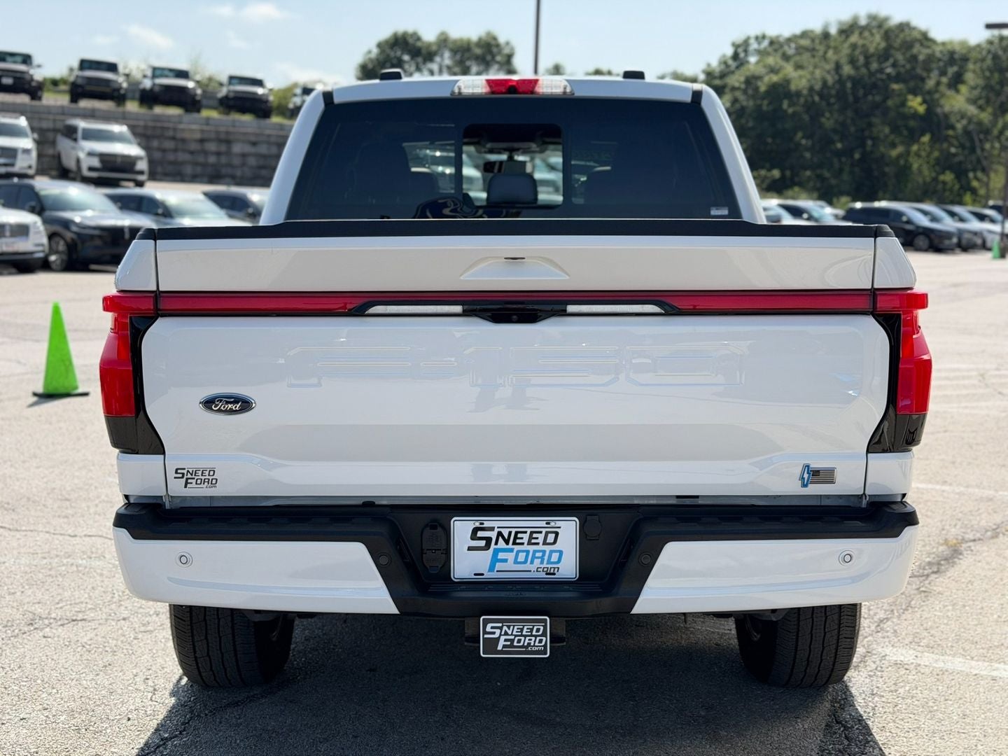 2022 Ford F-150 Lightning LARIAT