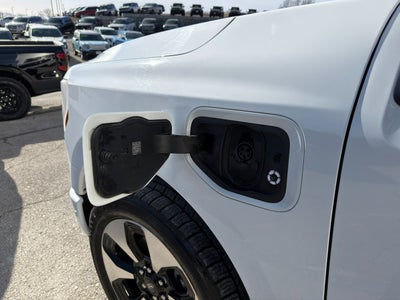 2022 Ford F-150 Lightning Platinum