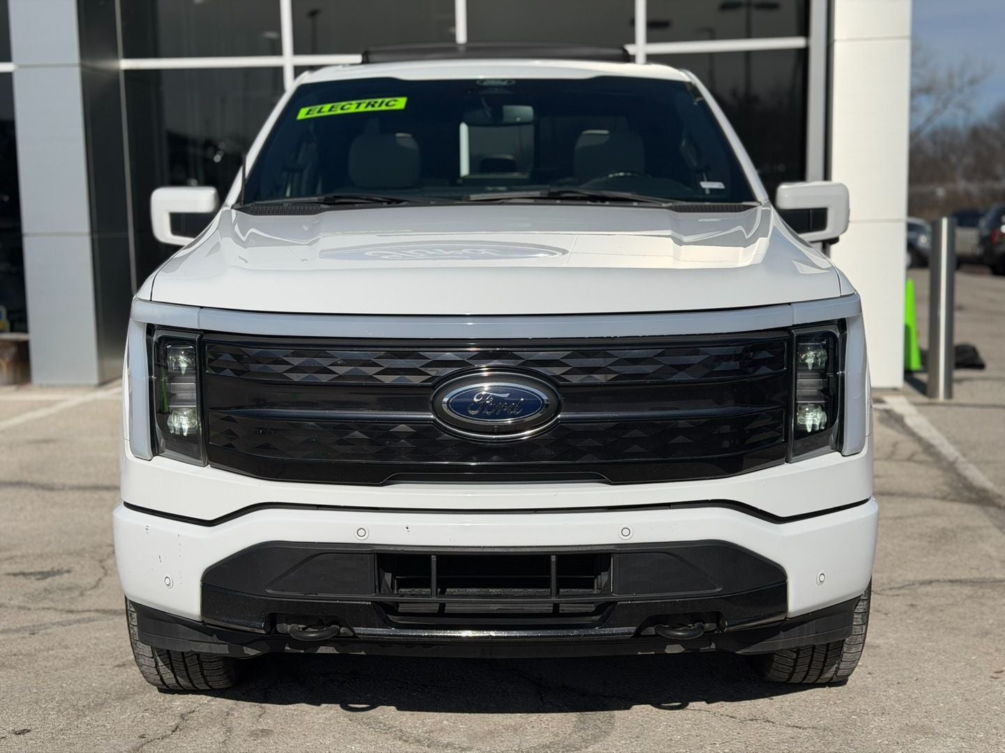 Used 2022 Ford F-150 Lightning Platinum with VIN 1FT6W1EV8NWG10025 for sale in Kansas City