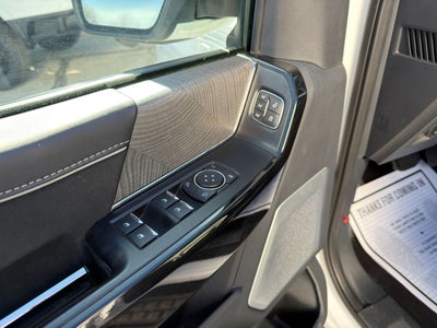 2022 Ford F-150 Lightning Platinum