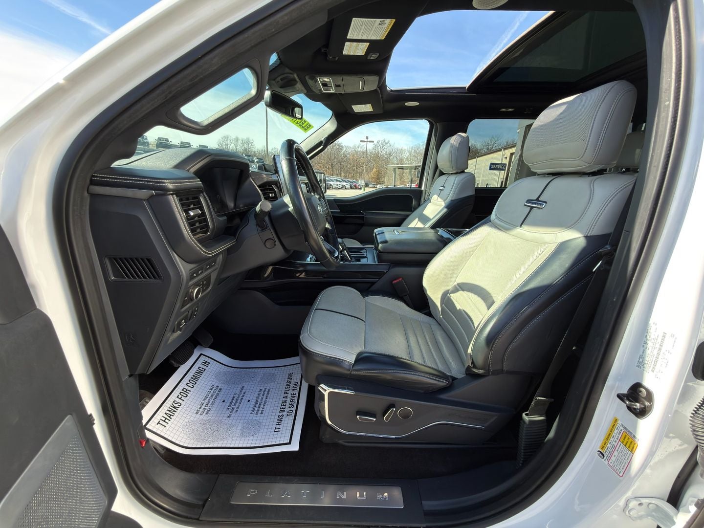 2022 Ford F-150 Lightning Platinum