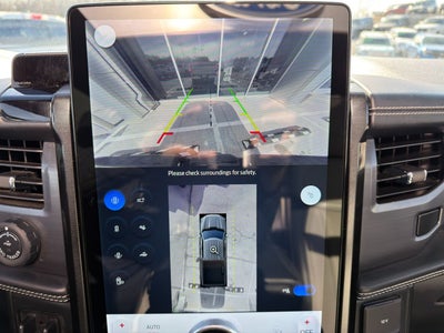 2022 Ford F-150 Lightning Platinum