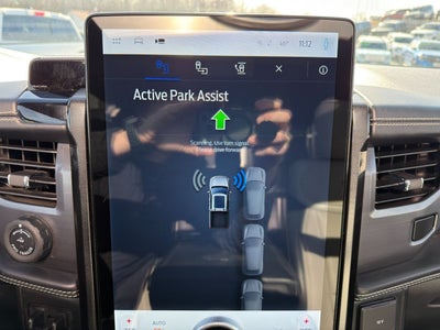 2022 Ford F-150 Lightning Platinum