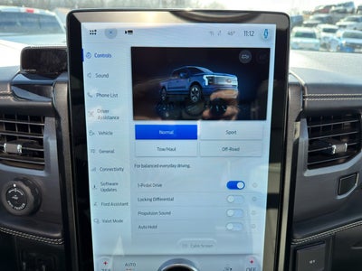 2022 Ford F-150 Lightning Platinum