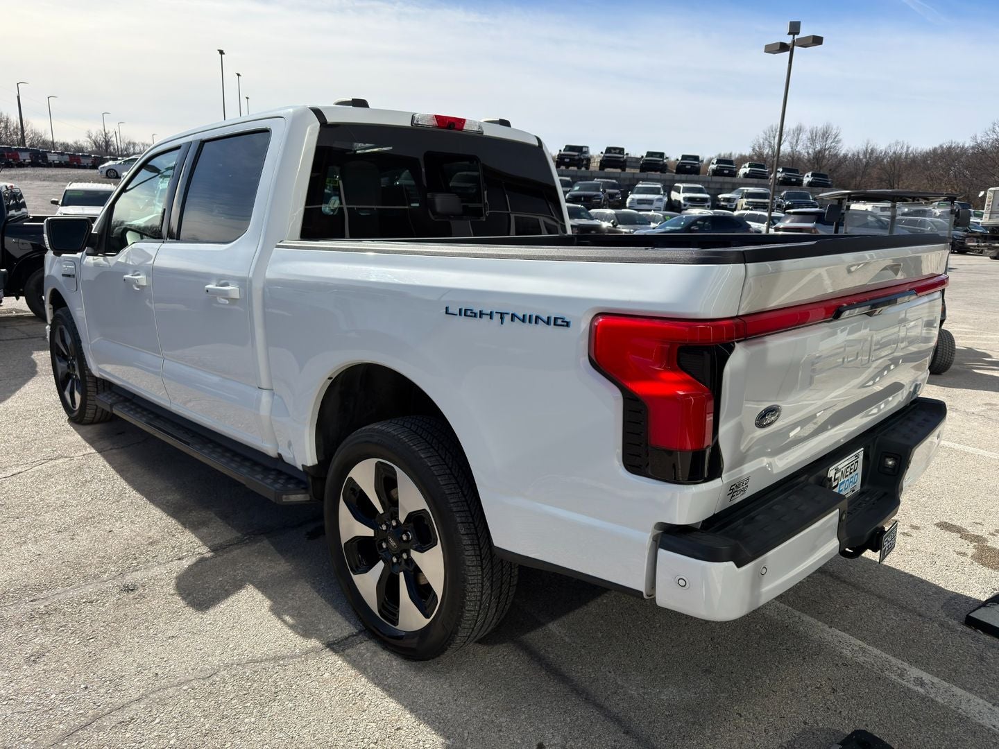 2022 Ford F-150 Lightning Platinum