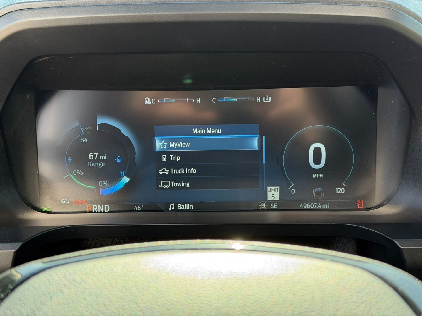 2022 Ford F-150 Lightning Platinum