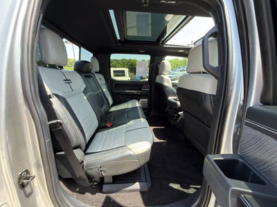2022 Ford F-150 Lightning Platinum