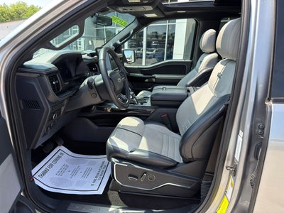 2022 Ford F-150 Lightning Platinum