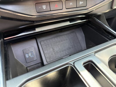 2022 Ford F-150 Lightning Platinum