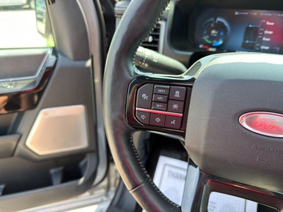 2022 Ford F-150 Lightning Platinum