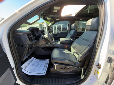 2023 Ford F-150 Lightning LARIAT