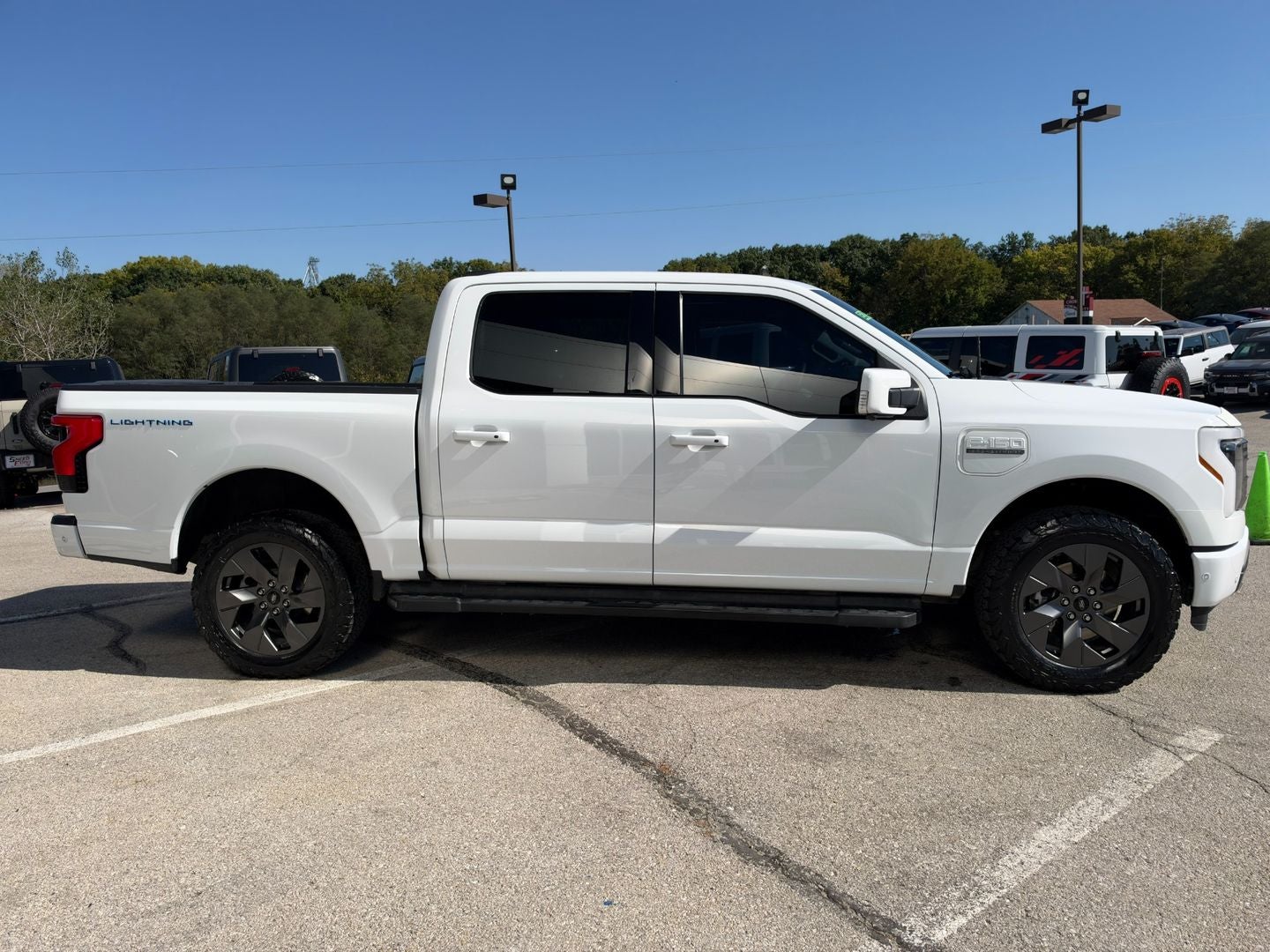 2023 Ford F-150 Lightning LARIAT