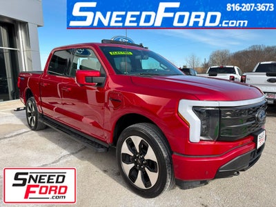 2022 Ford F-150 Lightning Platinum