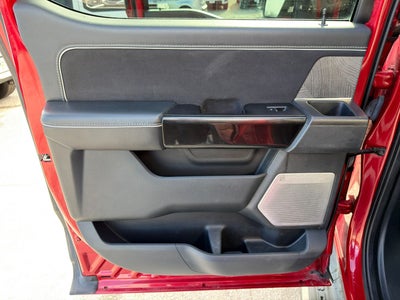 2022 Ford F-150 Lightning Platinum