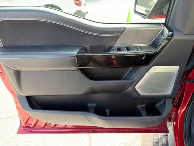 2022 Ford F-150 Lightning Platinum