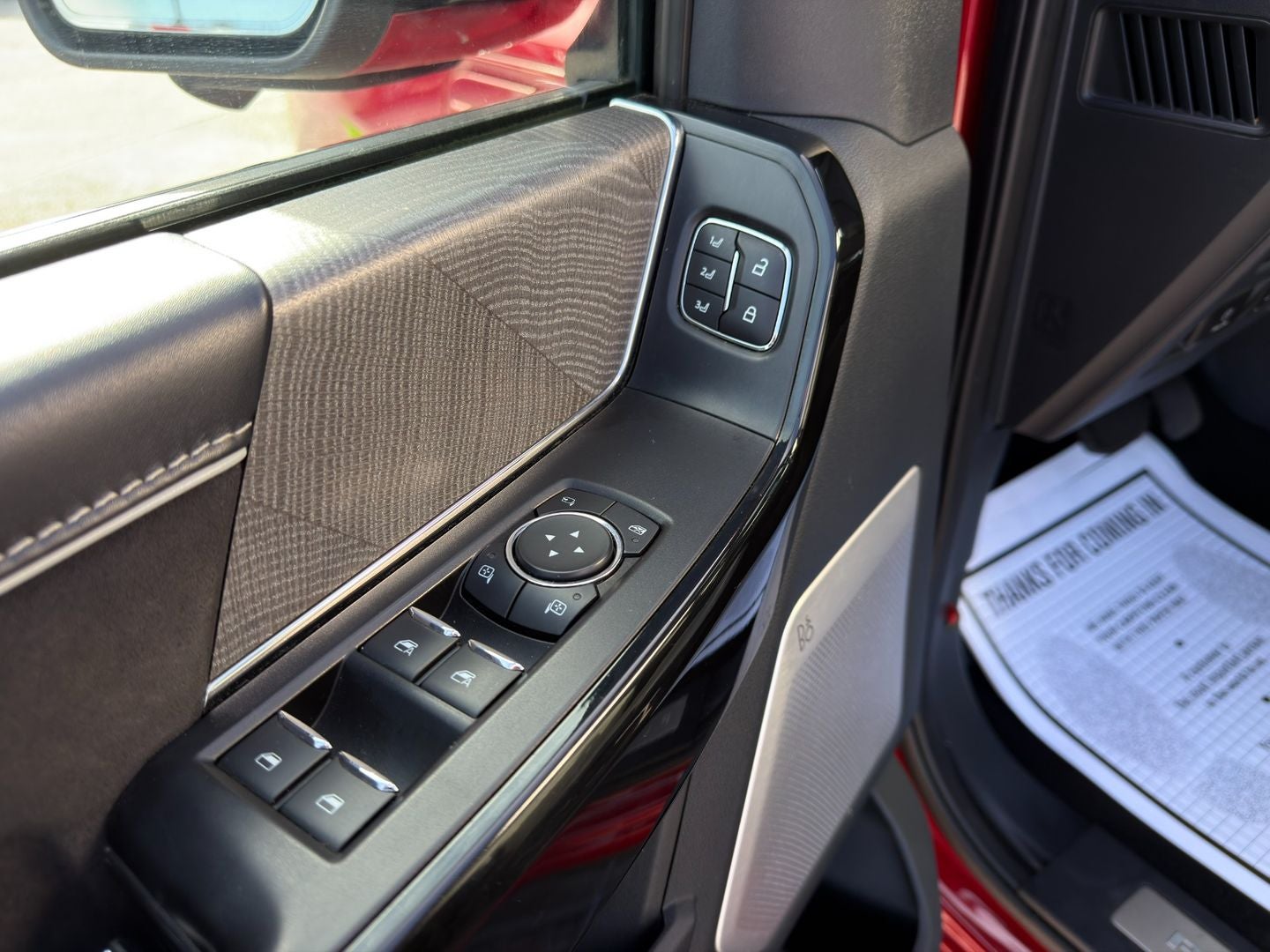 2022 Ford F-150 Lightning Platinum