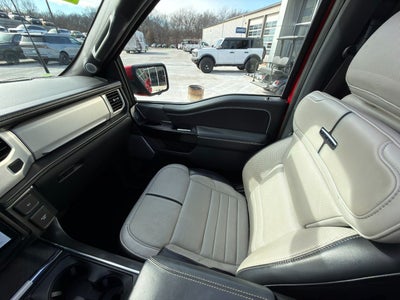 2022 Ford F-150 Lightning Platinum