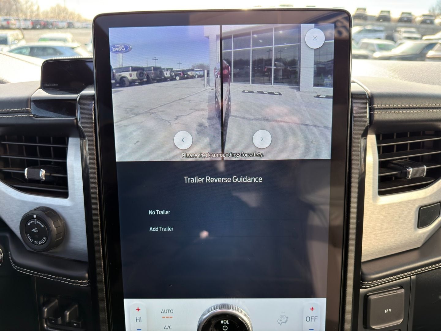 2022 Ford F-150 Lightning Platinum