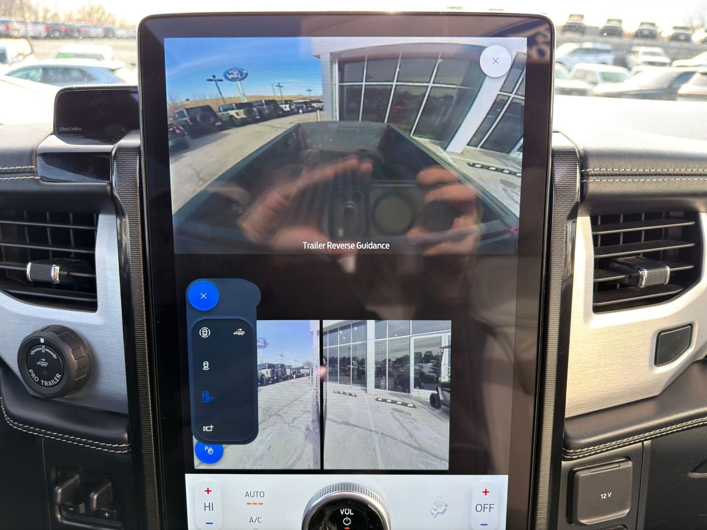 2022 Ford F-150 Lightning Platinum