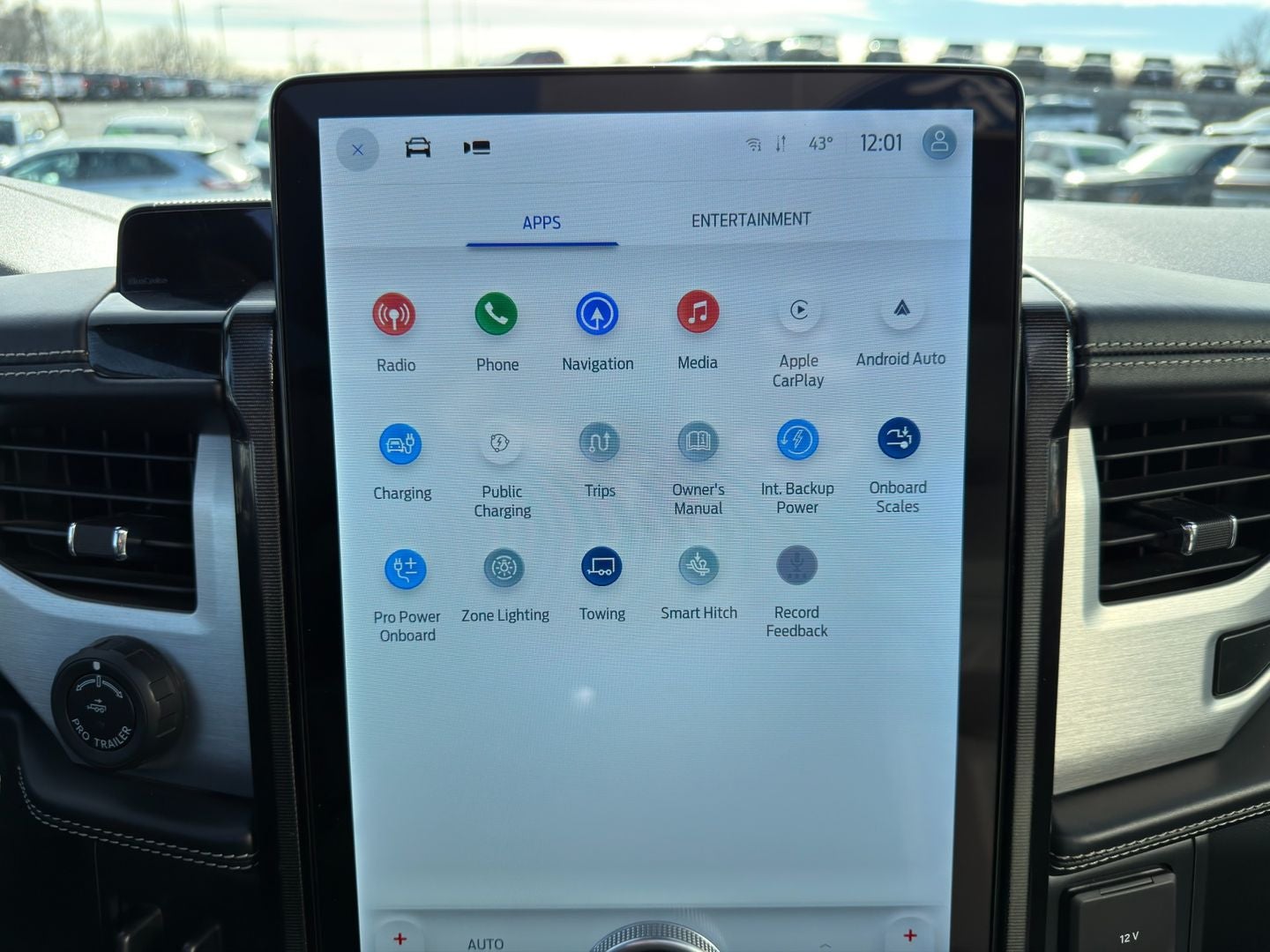 2022 Ford F-150 Lightning Platinum