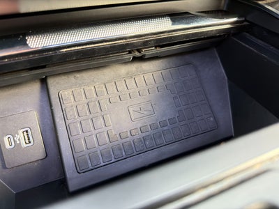 2022 Ford F-150 Lightning Platinum