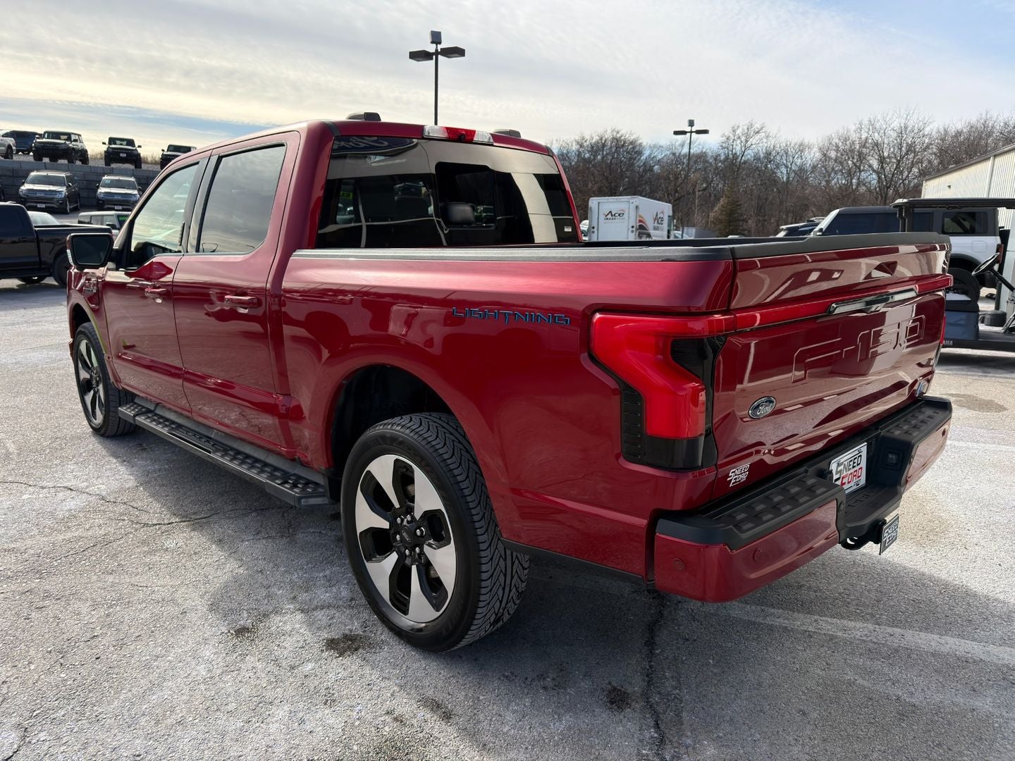 2022 Ford F-150 Lightning Platinum